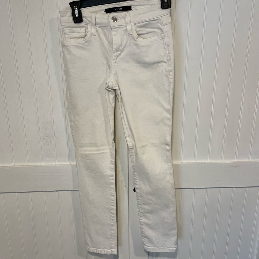 JOE’S White jeans size 24